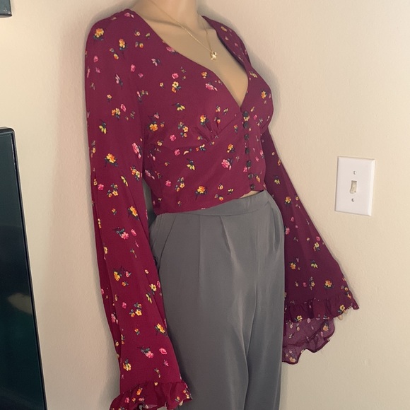 Blouse - Picture 2 of 5